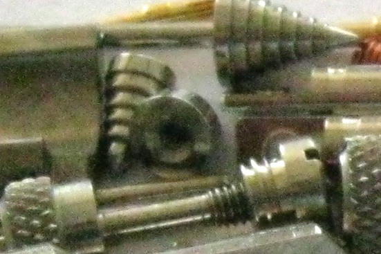 微型(xíng)五金元(yuán)件噴漆加工