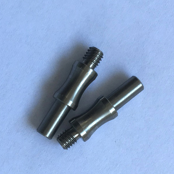 汽車零配（pèi）件